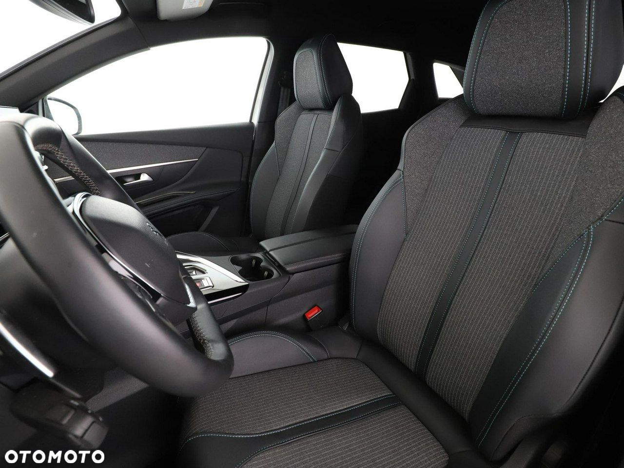 Peugeot 3008 PureTech 130 Stop & Start GPF EAT8 Allure Pack - 13