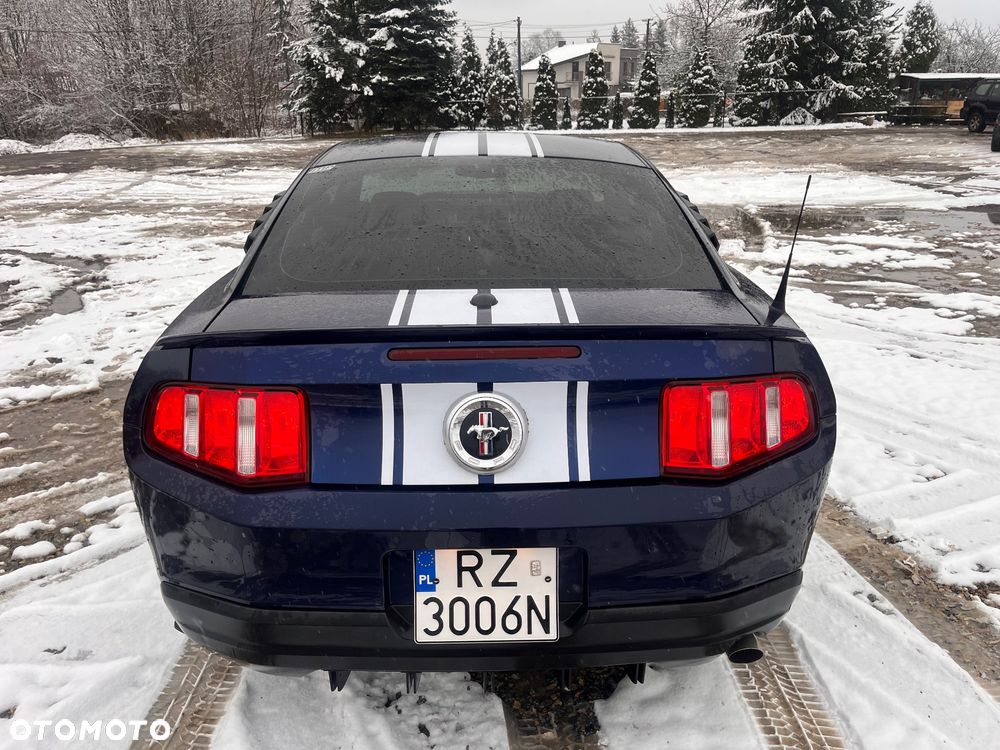 Ford Mustang 4.0 V6 Premium - 6
