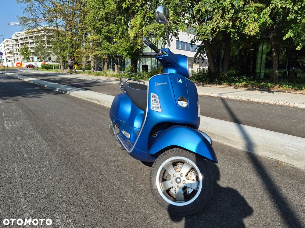 Vespa GTS - 8