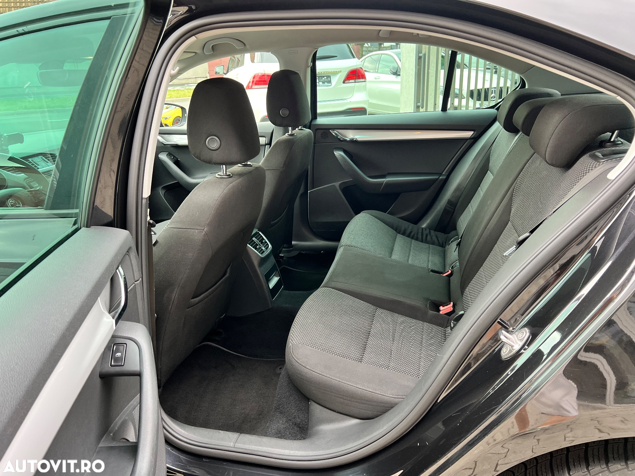 Skoda Octavia 2.0 TDI (Green tec) DSG Ambition - 14