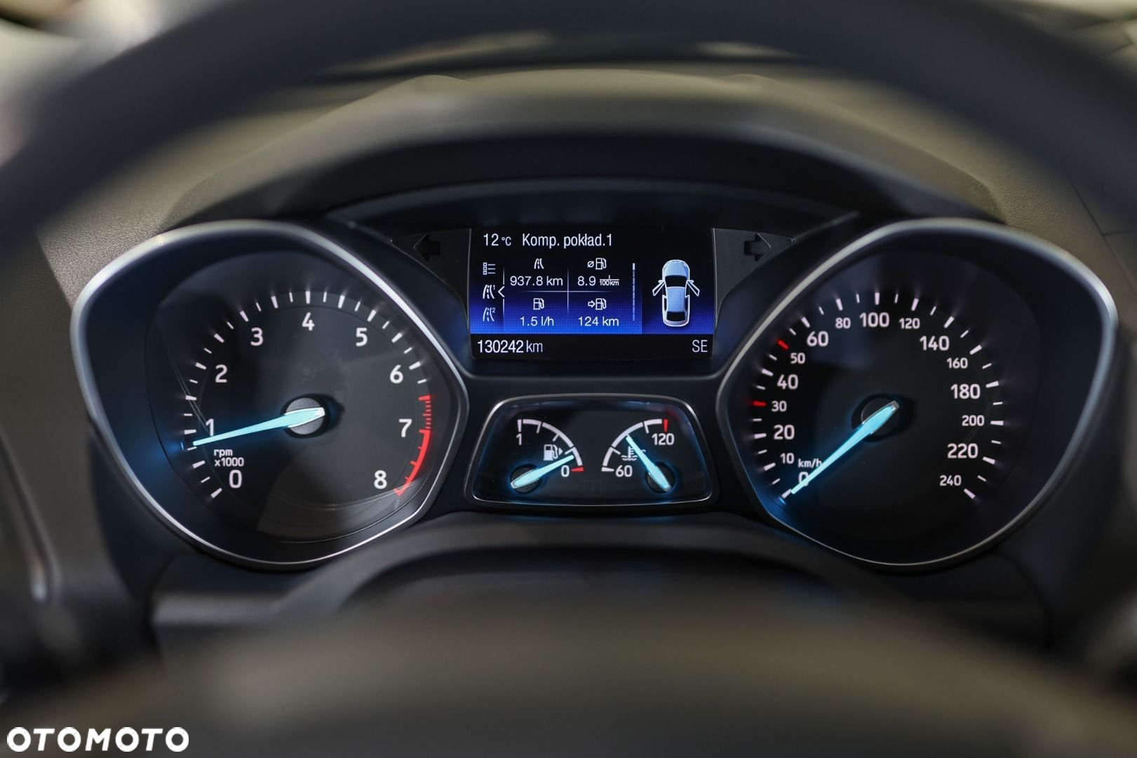 Ford Kuga - 8