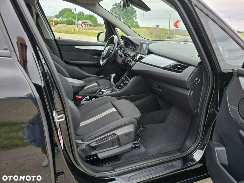 BMW Seria 2 218d Sport Line - 22