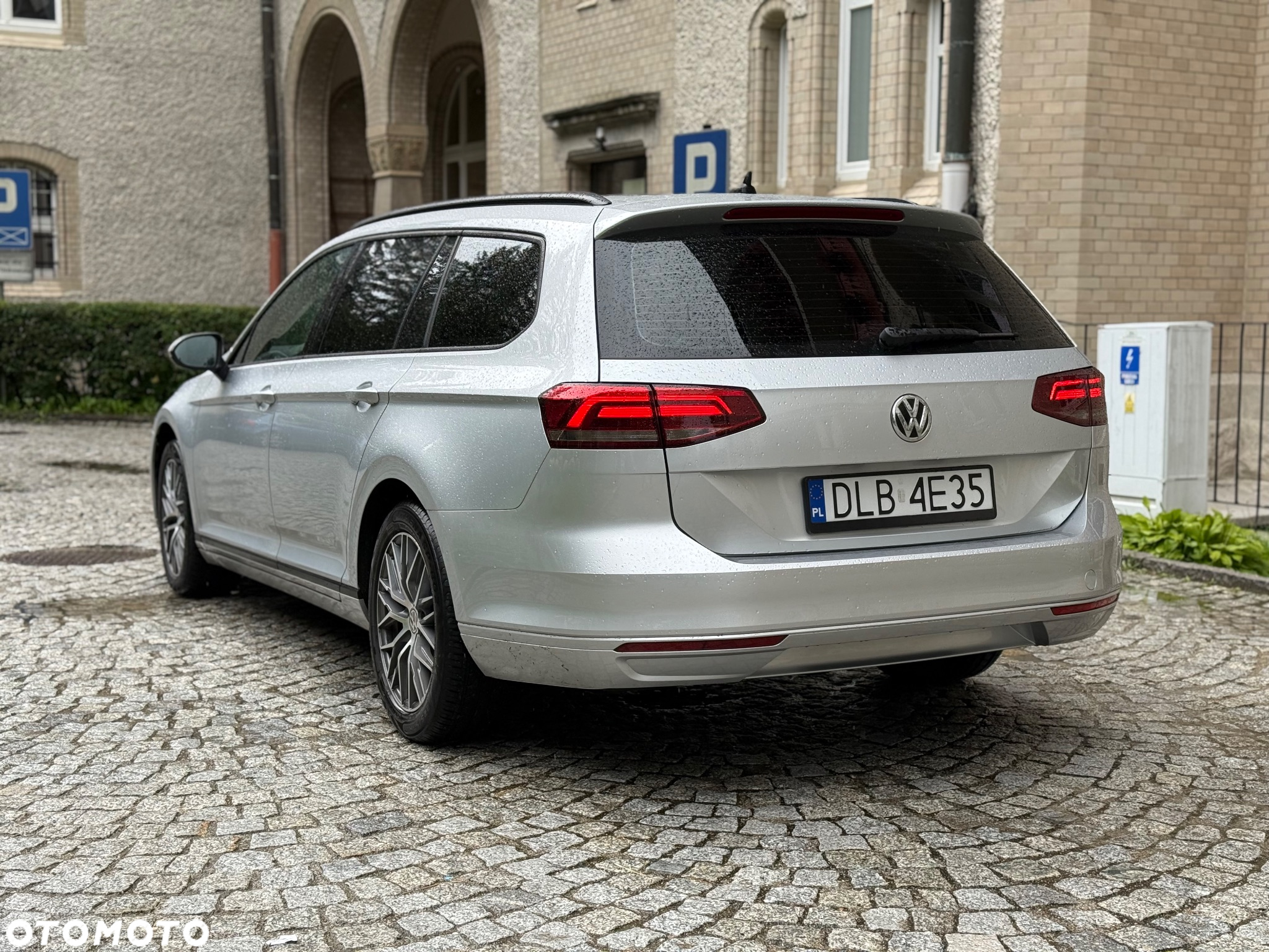 Volkswagen Passat 1.6 TDI BMT Trendline - 18