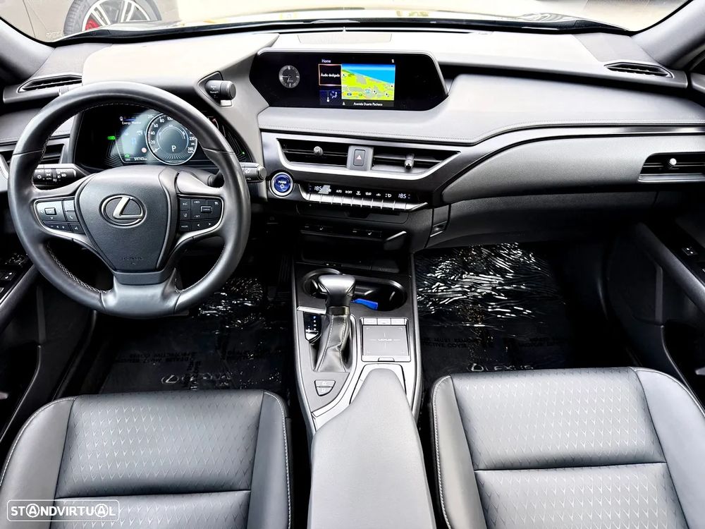 Lexus UX 250h Special Edition (LCA) - 10