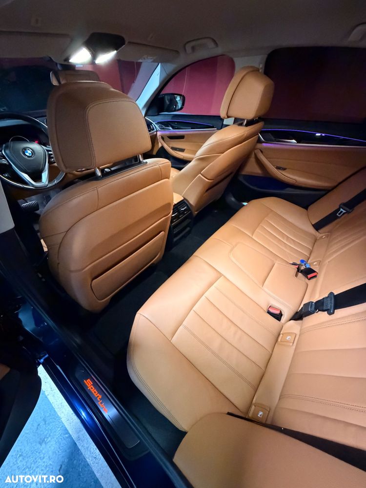 BMW Seria 5 520d AT - 17