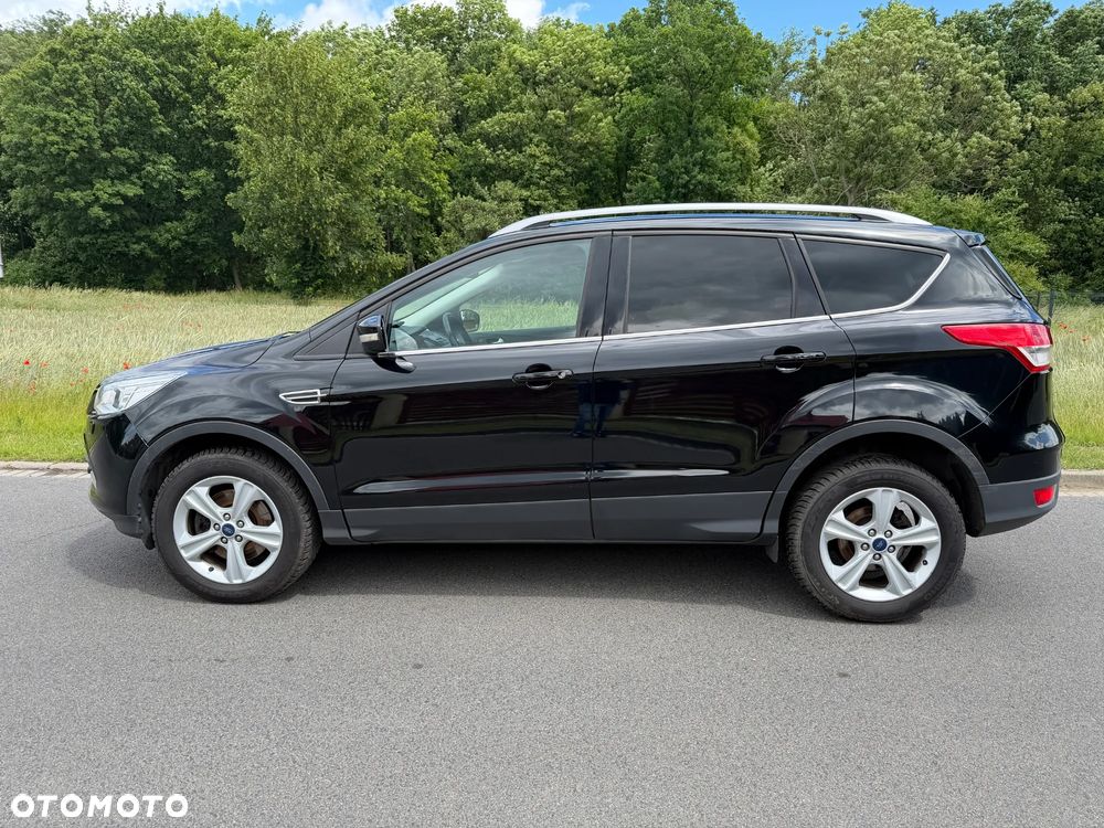 Ford Kuga 2.0 TDCi 2x4 Titanium - 8