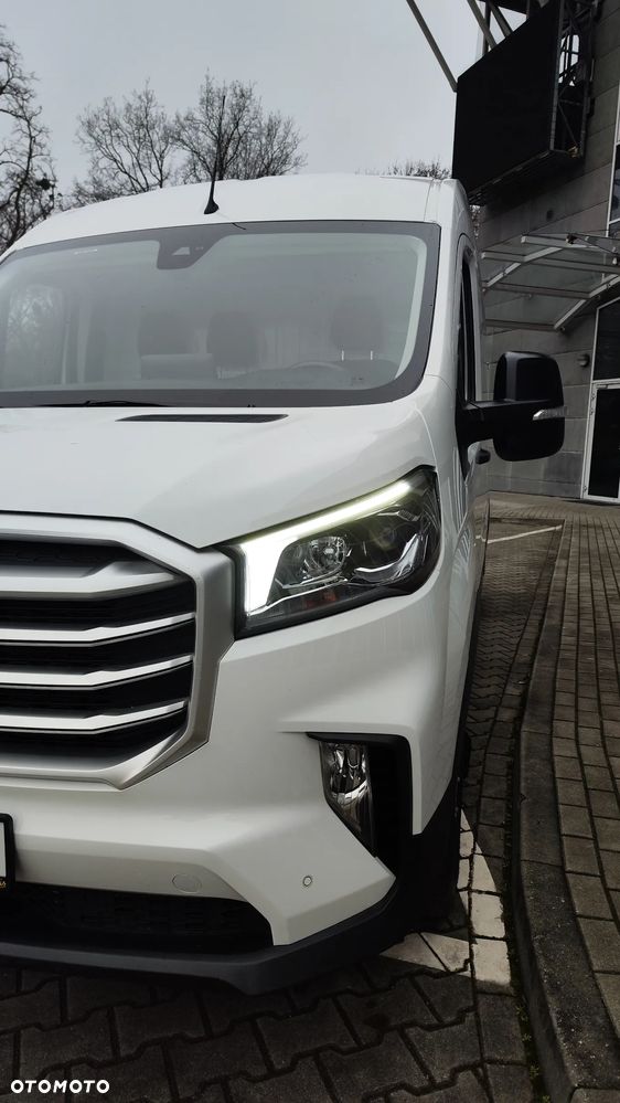 Maxus Deliver 9 - 23