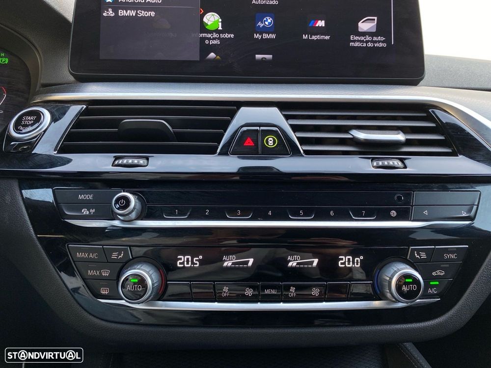 BMW 520 d Pack Desportivo M Auto - 10