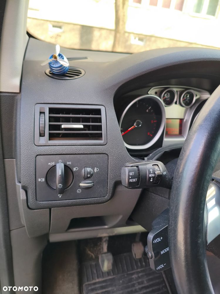 Ford Kuga 2.0 TDCi Trend - 19