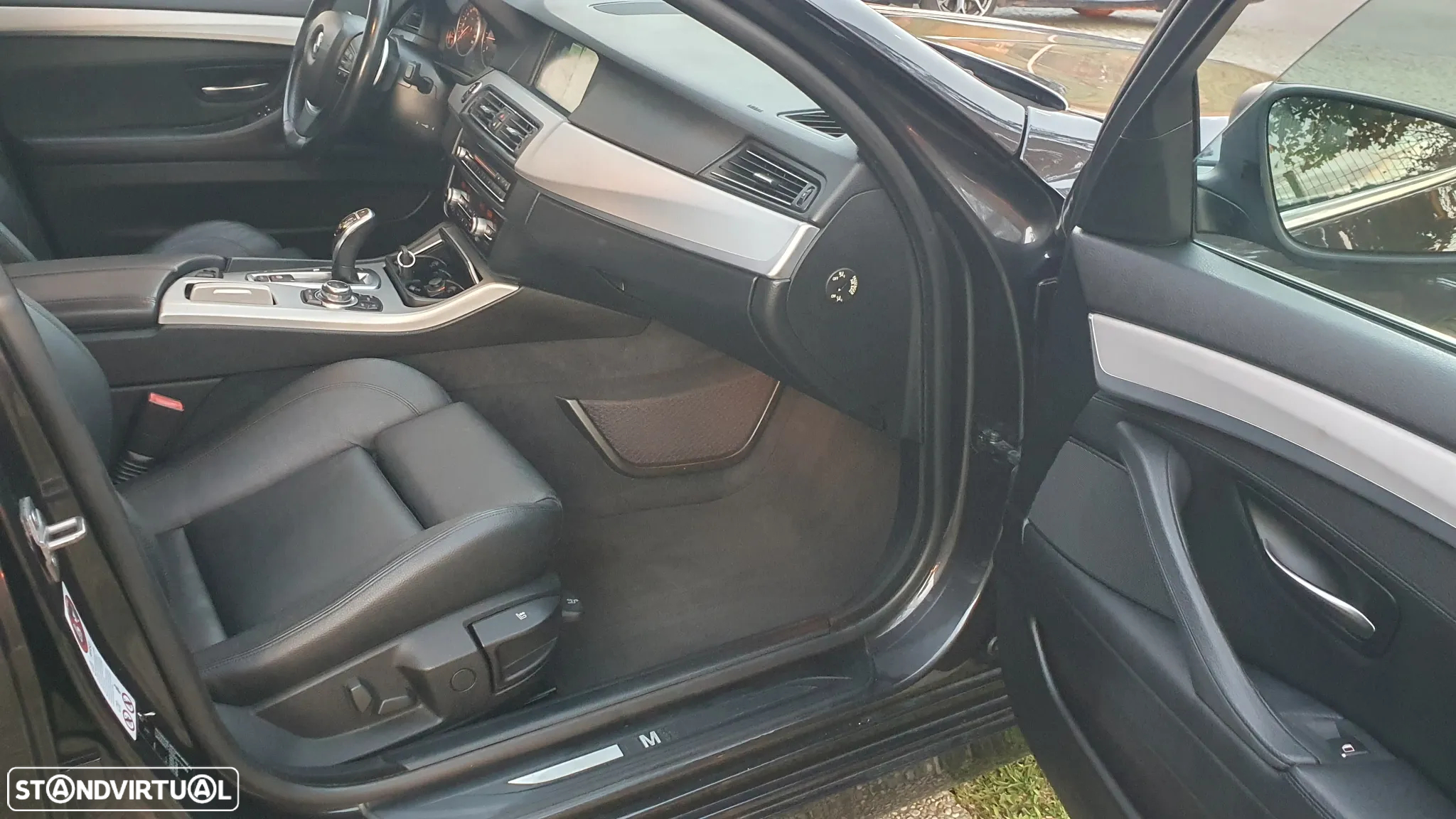BMW 520 d Line Luxury Auto - 29