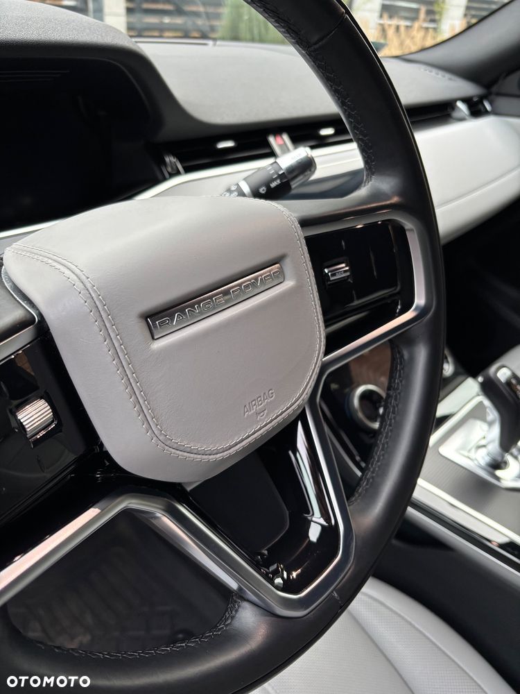 Land Rover Range Rover Evoque - 26