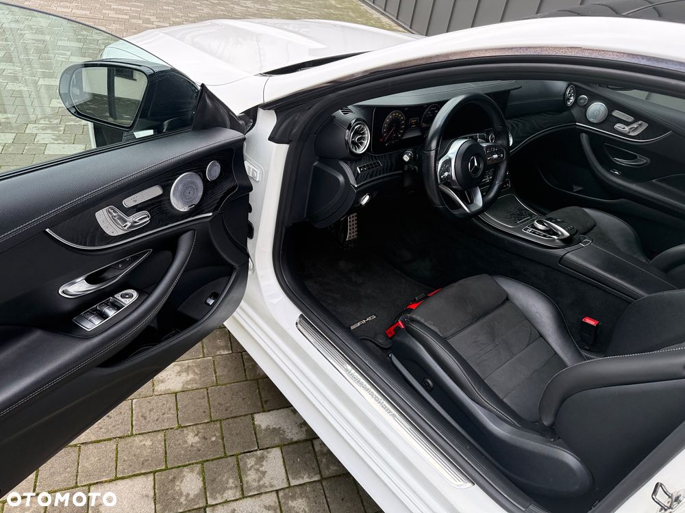 Mercedes-Benz Klasa E 220 d 4-Matic 9G-TRONIC - 18