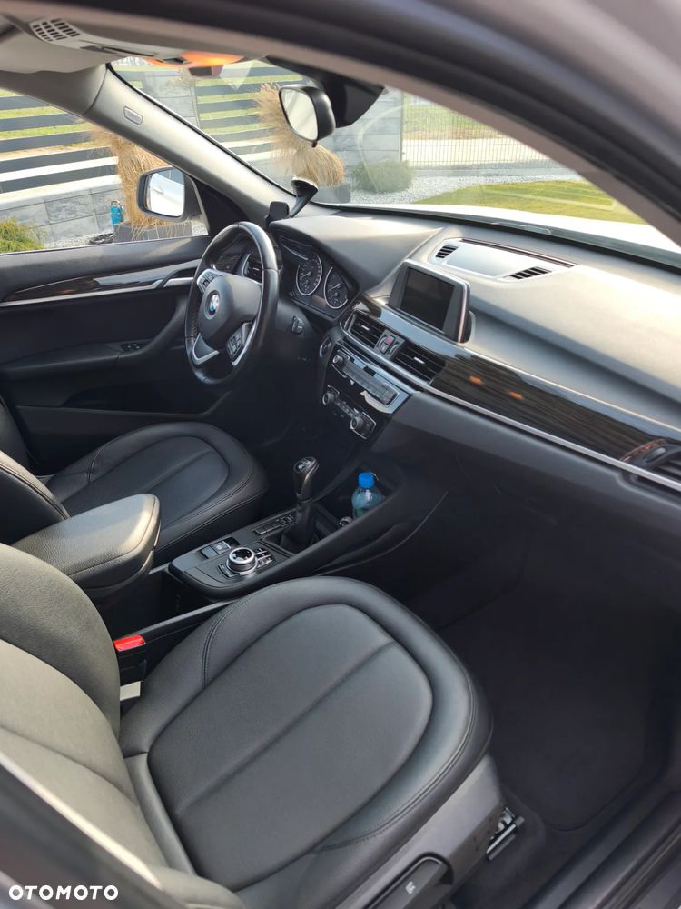 BMW X1 sDrive18d xLine - 7