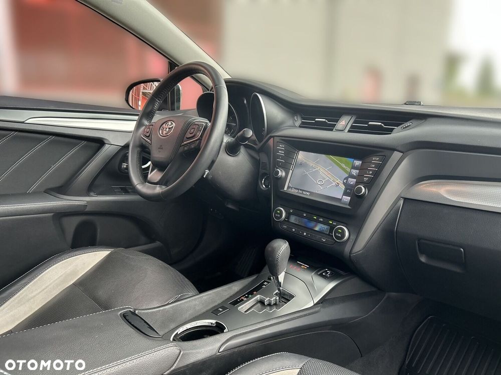 Toyota Avensis - 22