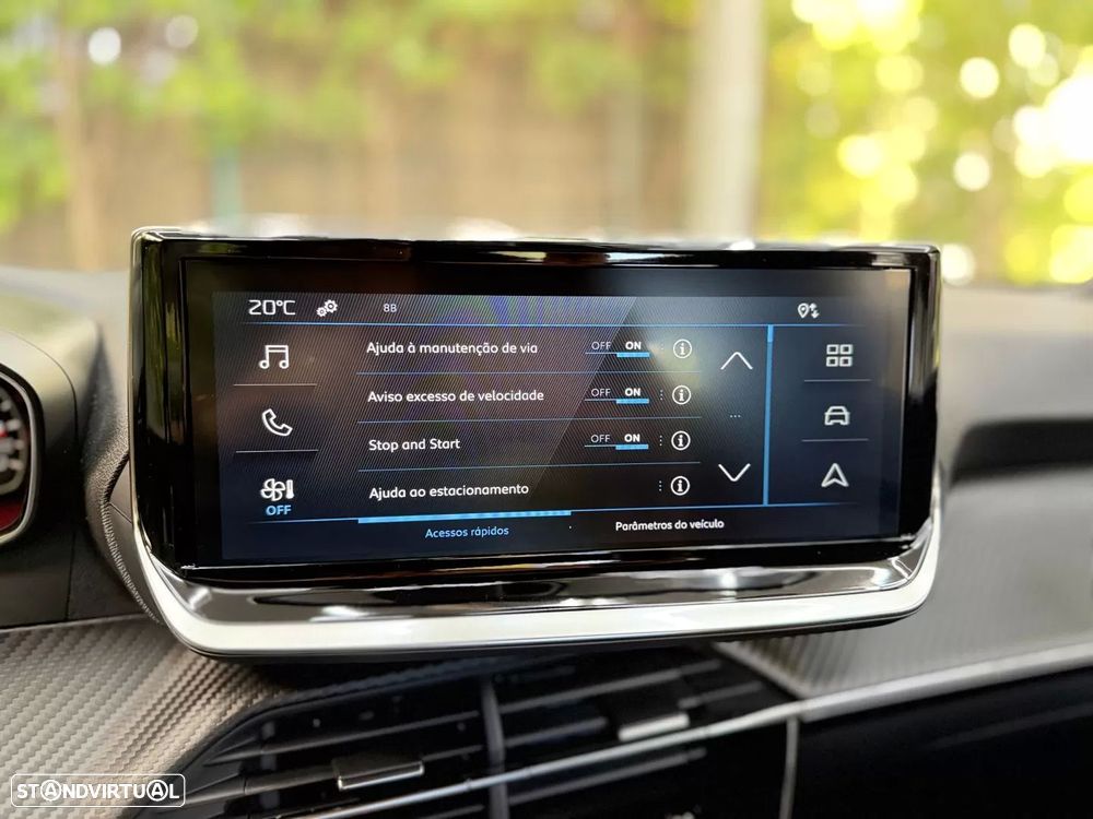 Peugeot 2008 PureTech 100 Style - 17