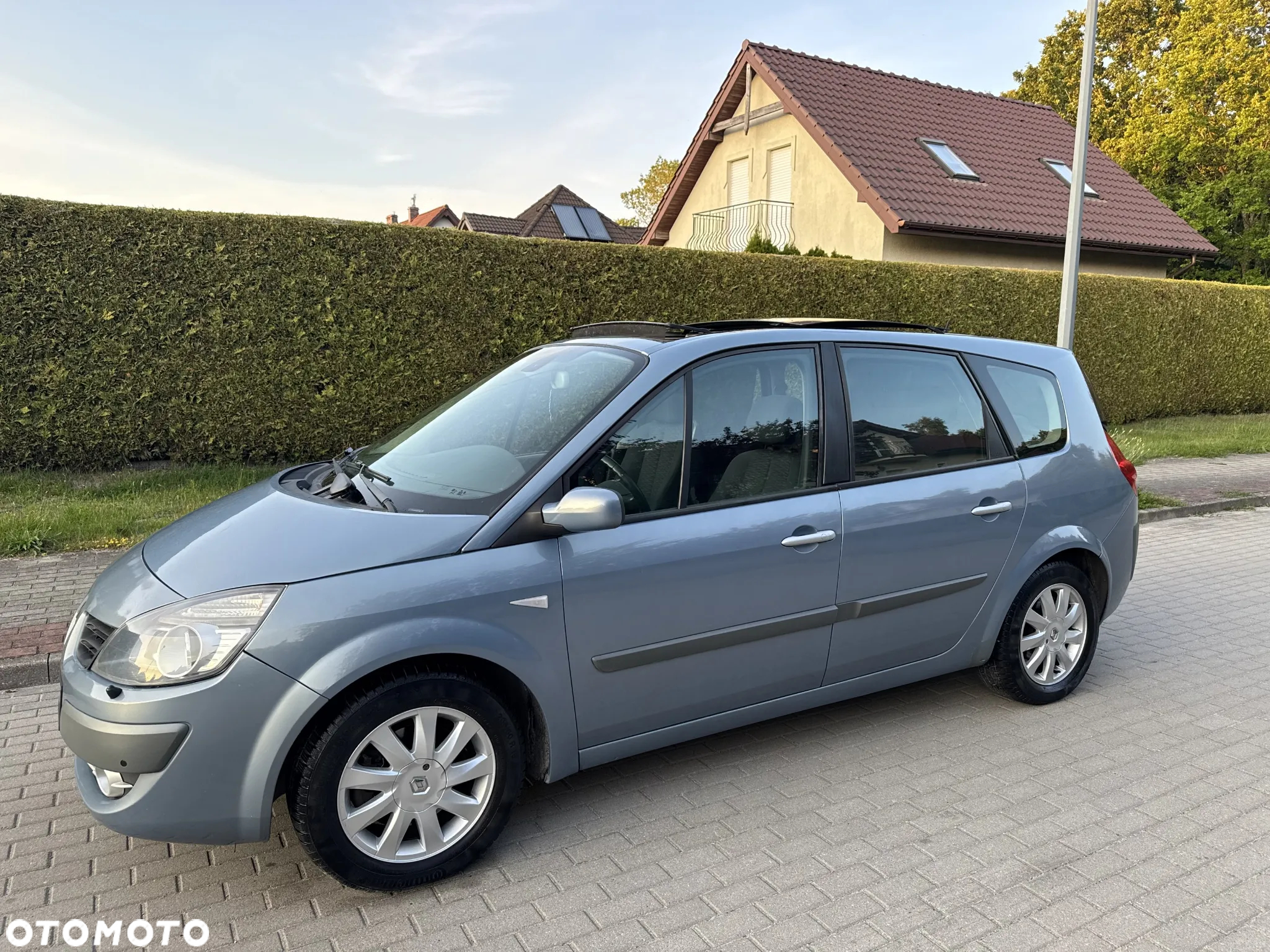 Renault Scenic 2.0 16V Luxe Privilege - 13
