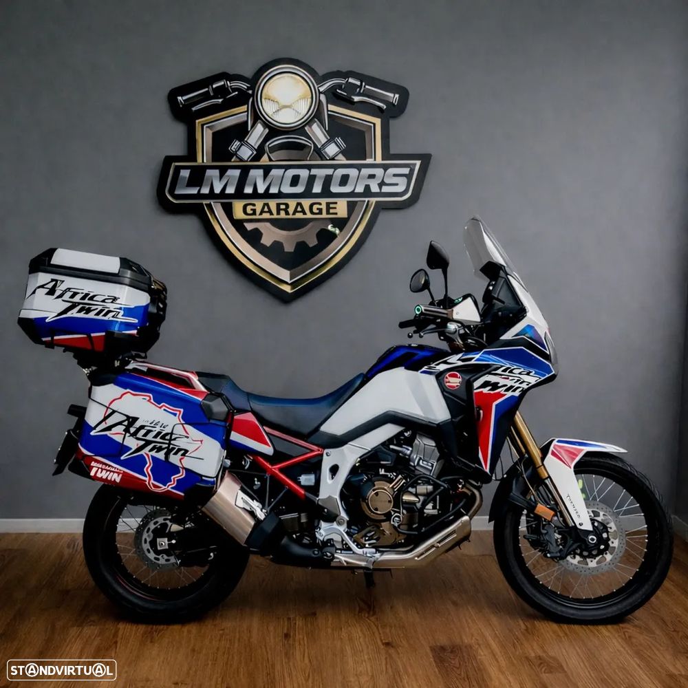 Honda Africa Twin Tricolor - 1