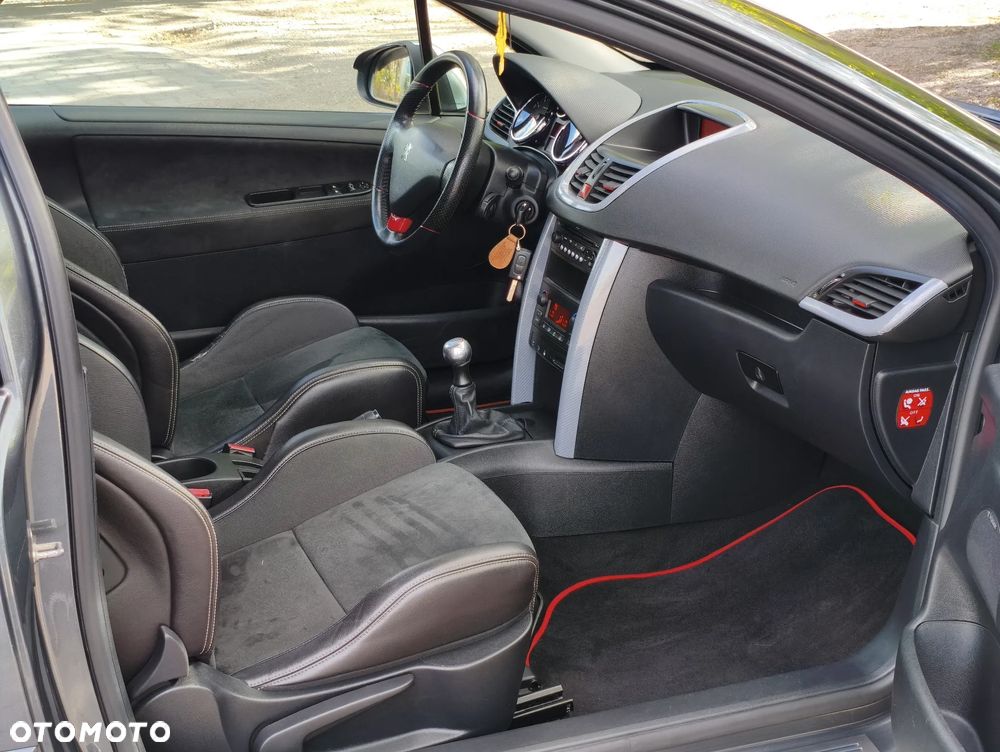 Peugeot 207 175 RC - 23