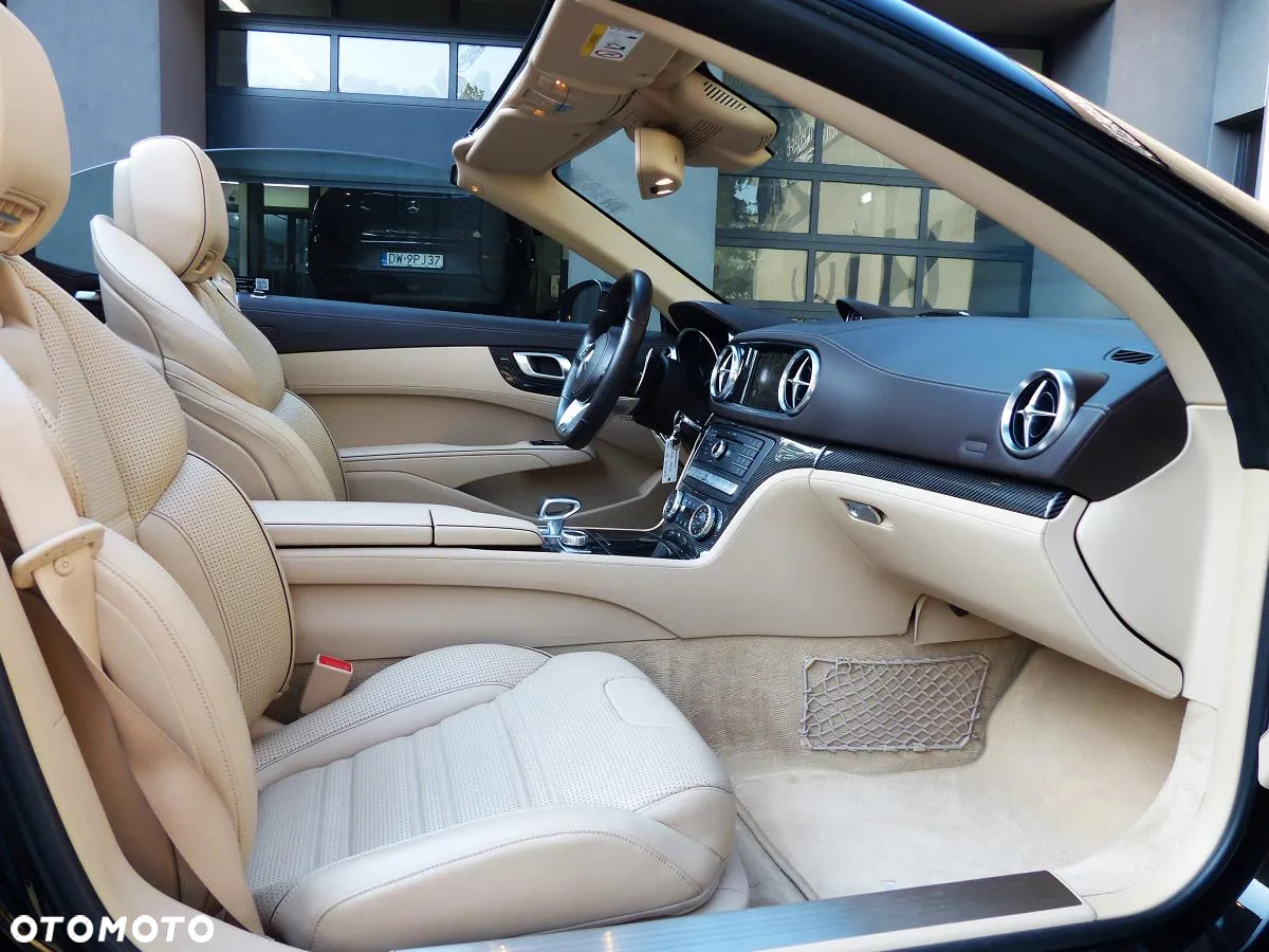 Mercedes-Benz SL AMG 63 - 13