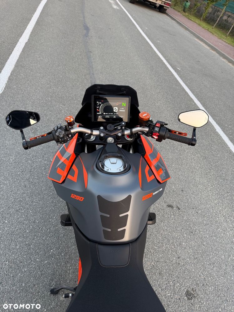 KTM Super Duke - 11