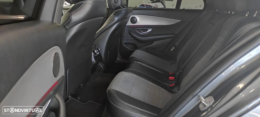 Mercedes-Benz E 220 d Avantgarde - 19