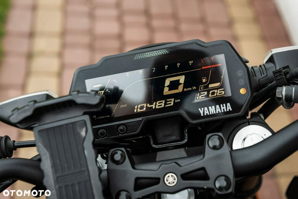 Yamaha MT - 9