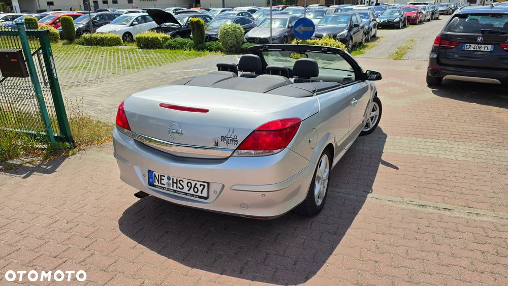 Opel Astra 1.8 Edition - 18