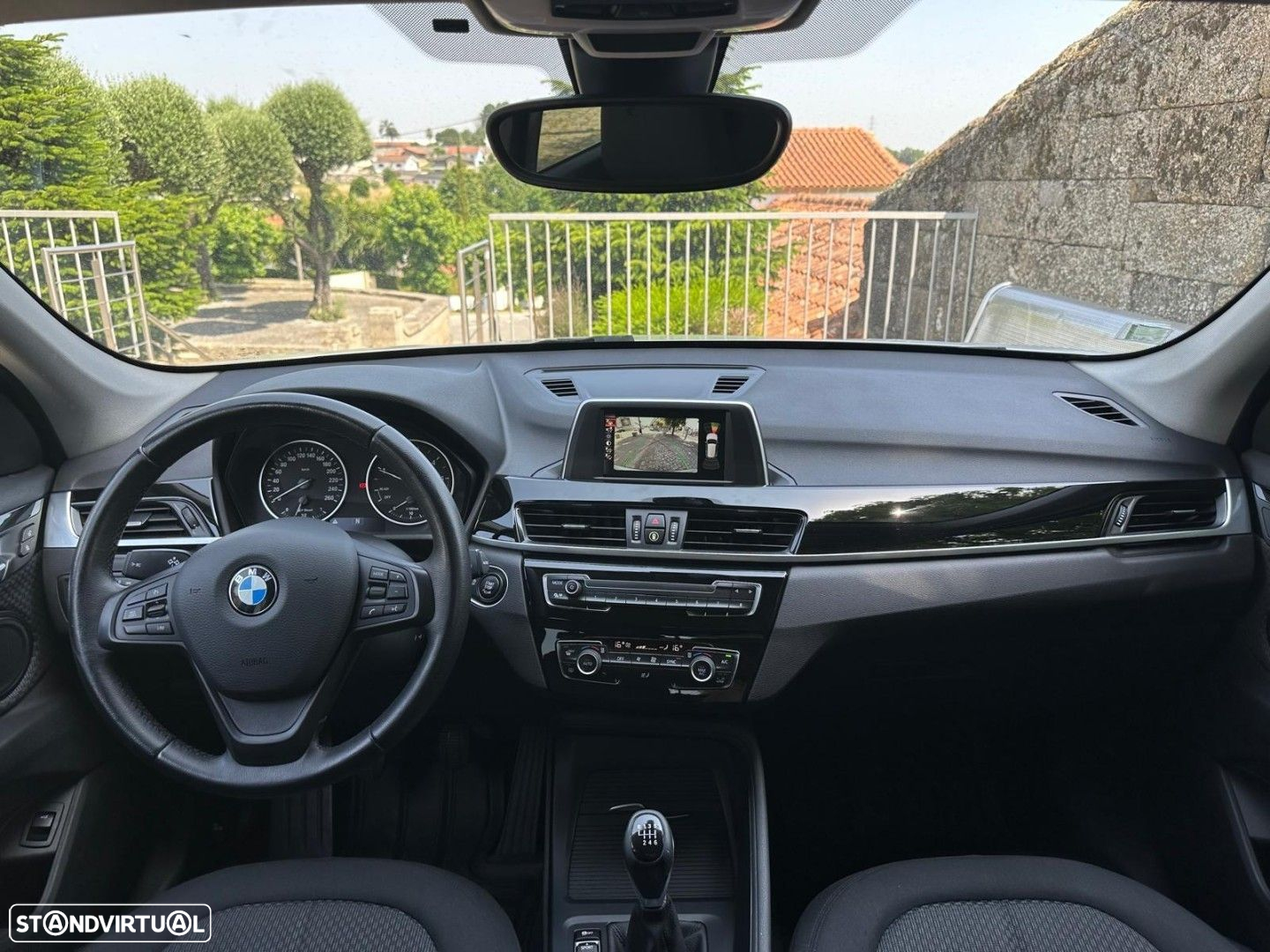 BMW X1 16 d sDrive Advantage - 8