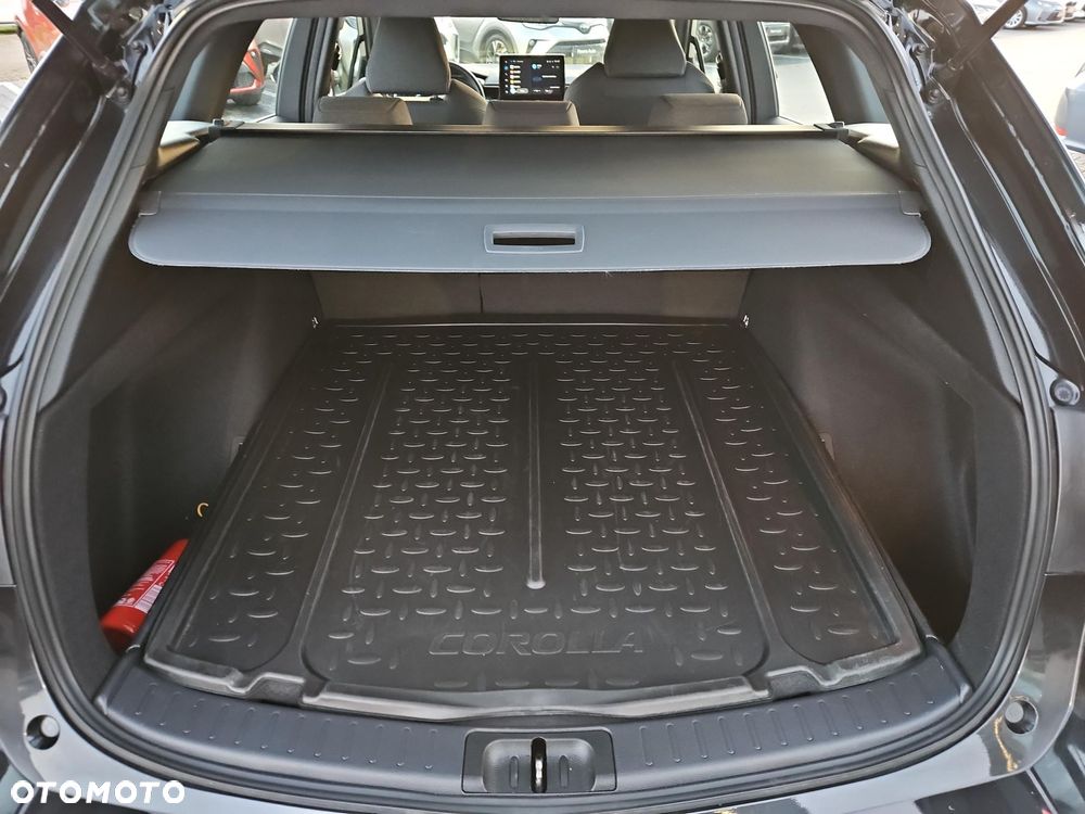 Toyota Corolla 1.8 Hybrid Comfort - 13