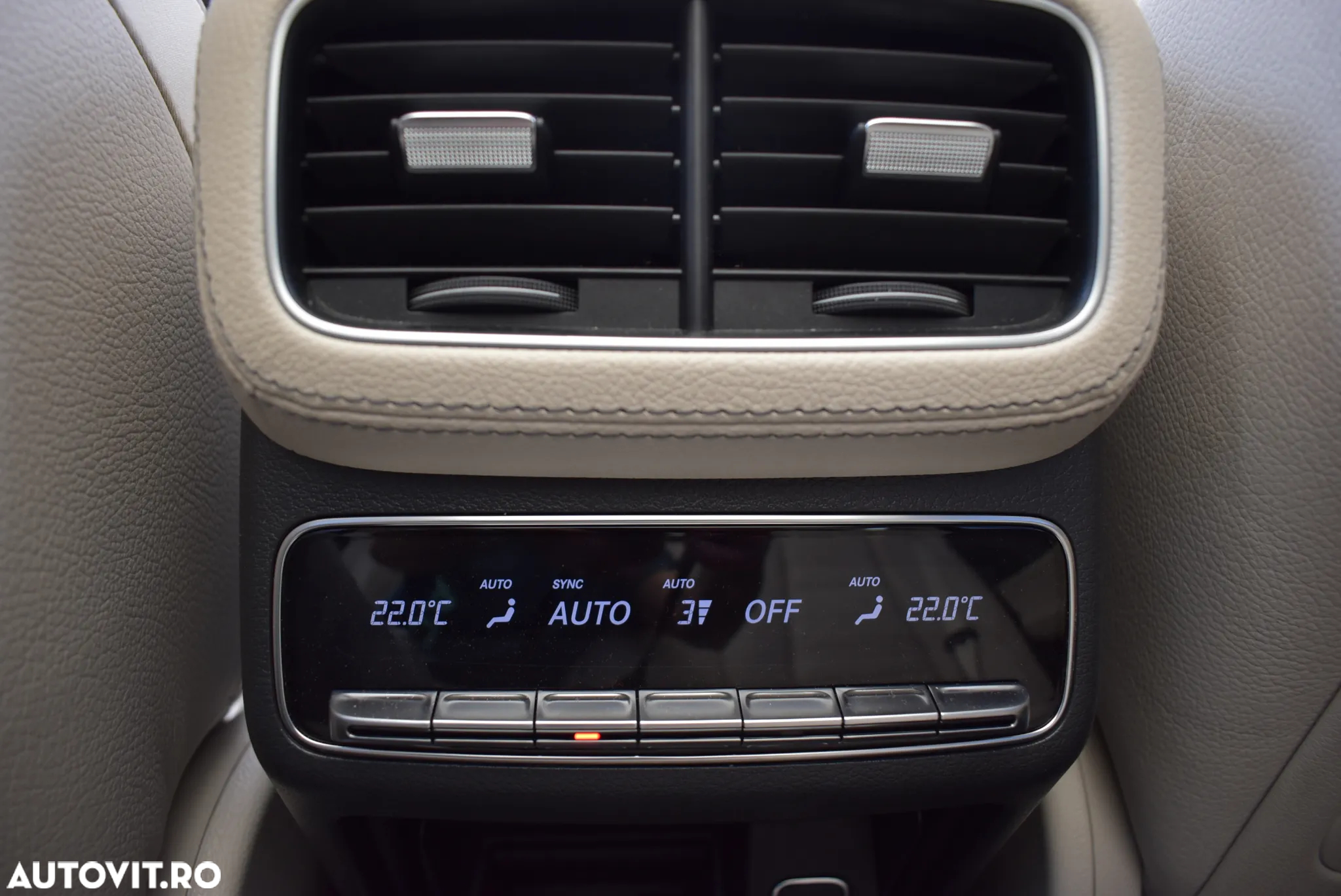 Mercedes-Benz GLE - 10