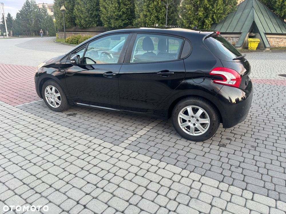 Peugeot 208 PureTech 82 Style - 15