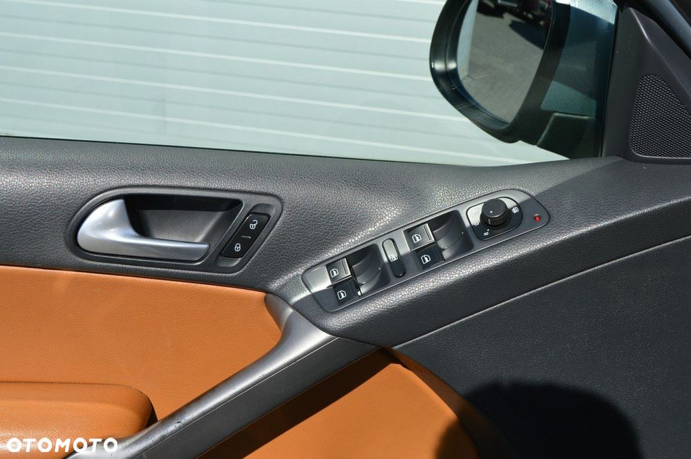 Volkswagen Tiguan - 35