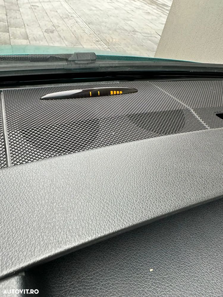 Mercedes-Benz Vito - 14
