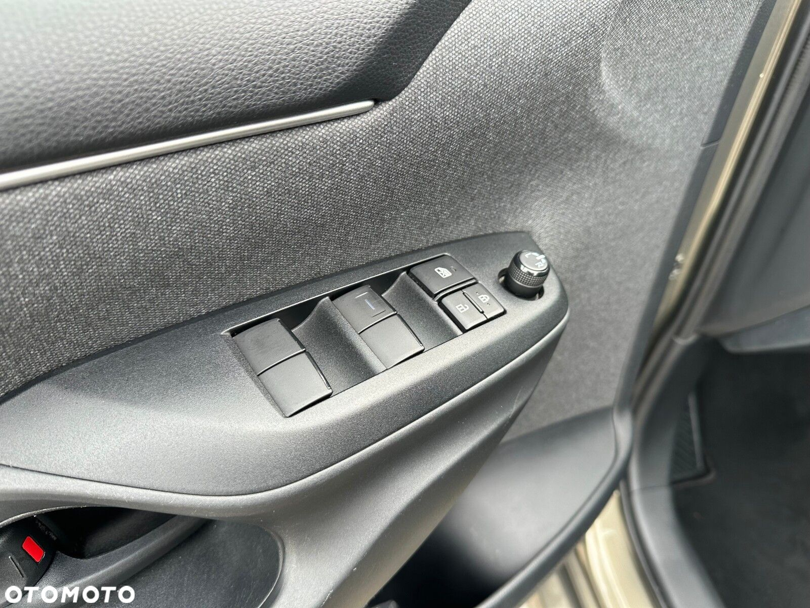 Toyota Yaris - 18