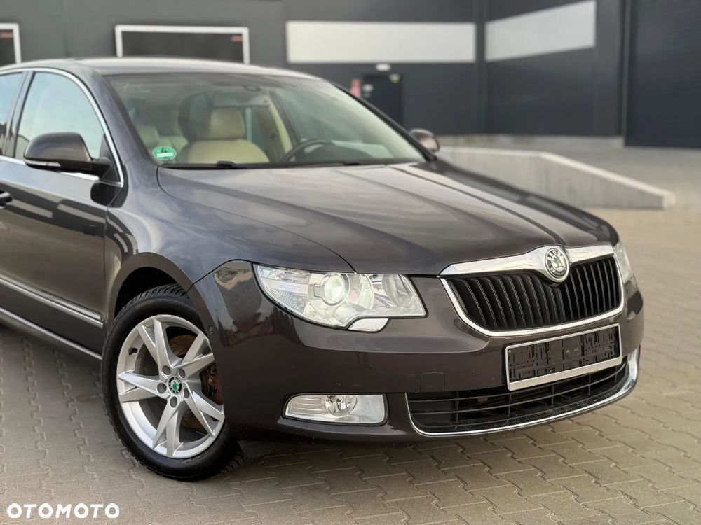 Skoda Superb 1.8 TSI DSG Exclusive - 4