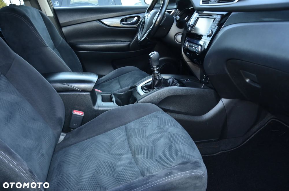 Nissan X-Trail 1.6 dCi N-Vision - 22