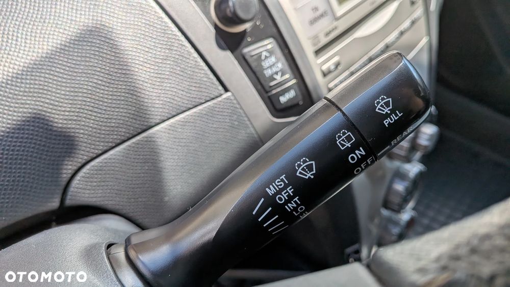 Toyota Yaris 1.3 - 11