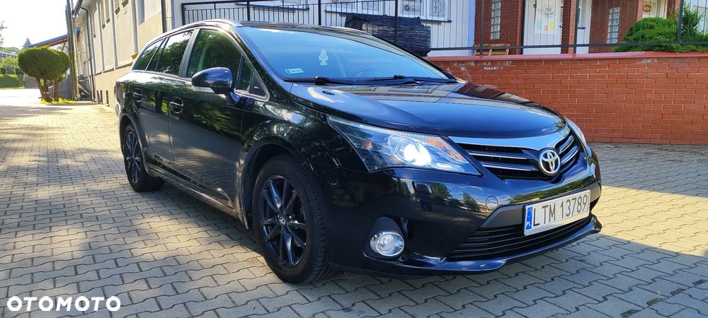 Toyota Avensis 1.8 Sol - 1