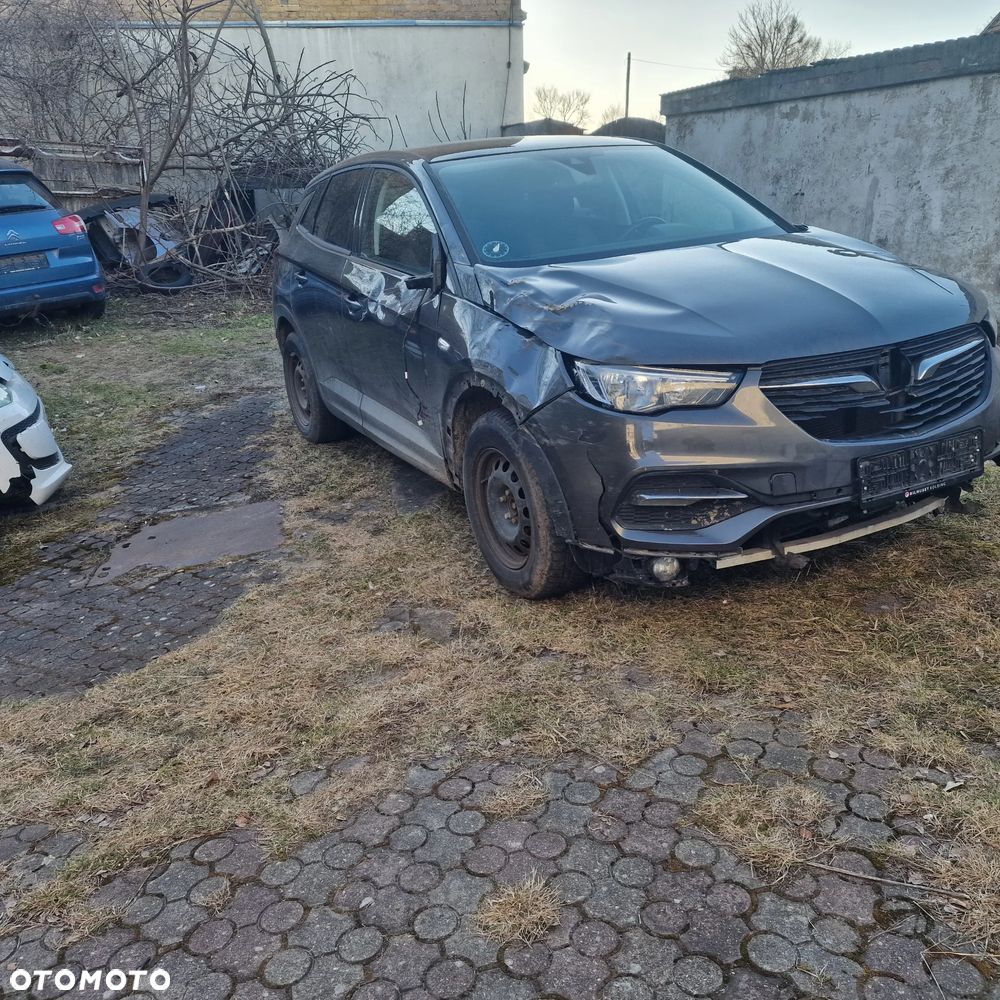 Opel Grandland X - 2