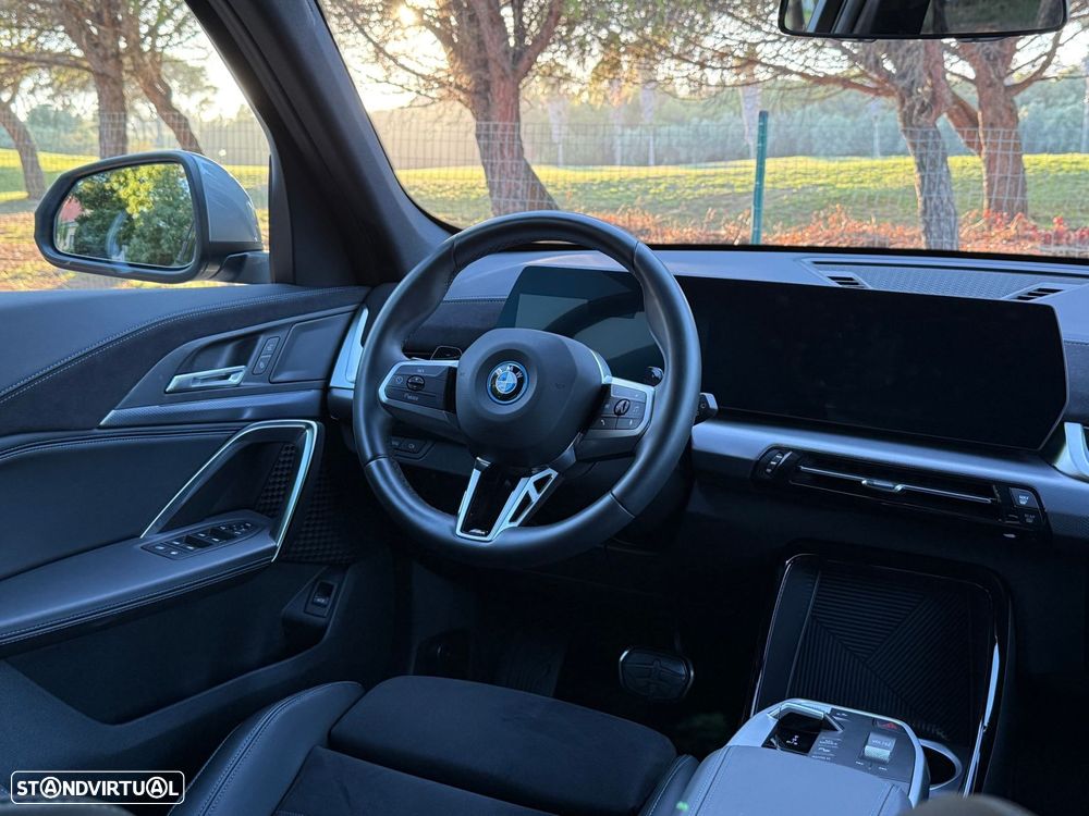 BMW X1 xDrive25e Pack Desportivo M - 26