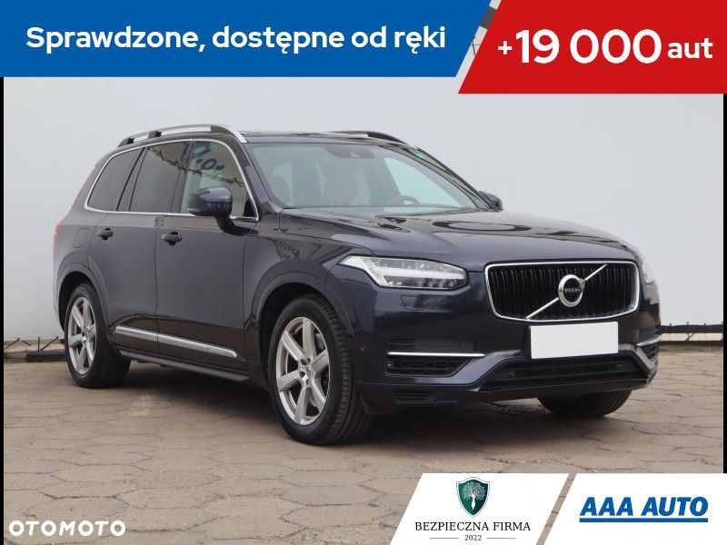 Volvo XC 90 - 1