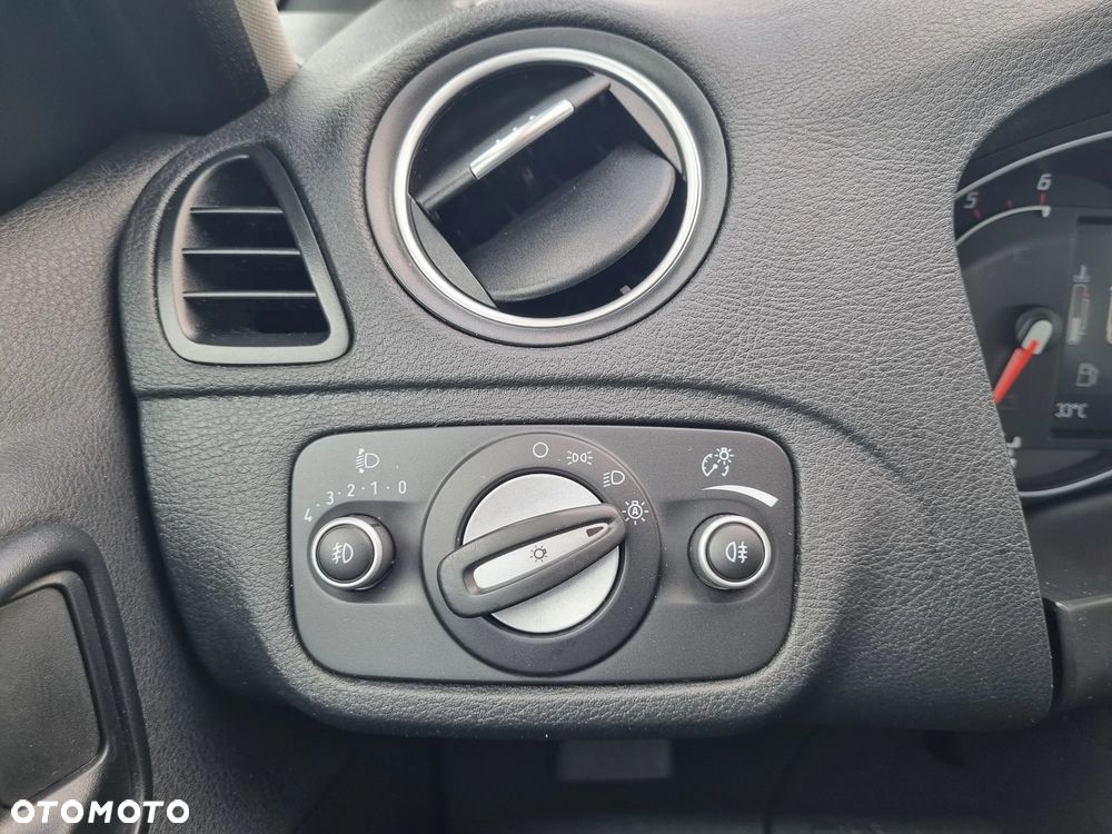 Ford S-Max 2.0 TDCi DPF Titanium - 19