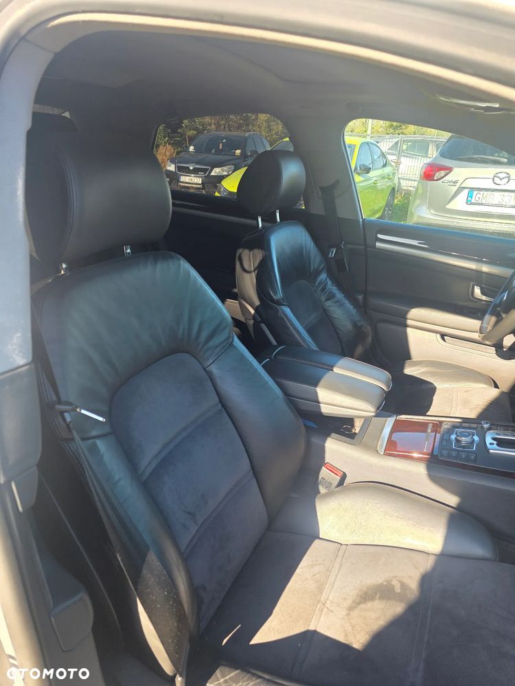 Audi A8 - 16