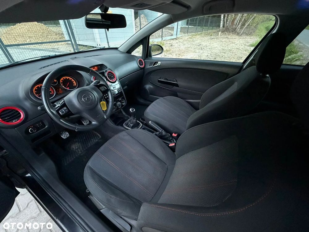 Opel Corsa 1.4 16V Edition - 7