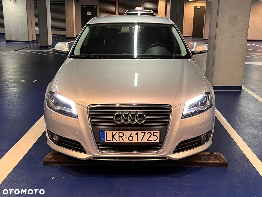Audi A3 Sportback - 3