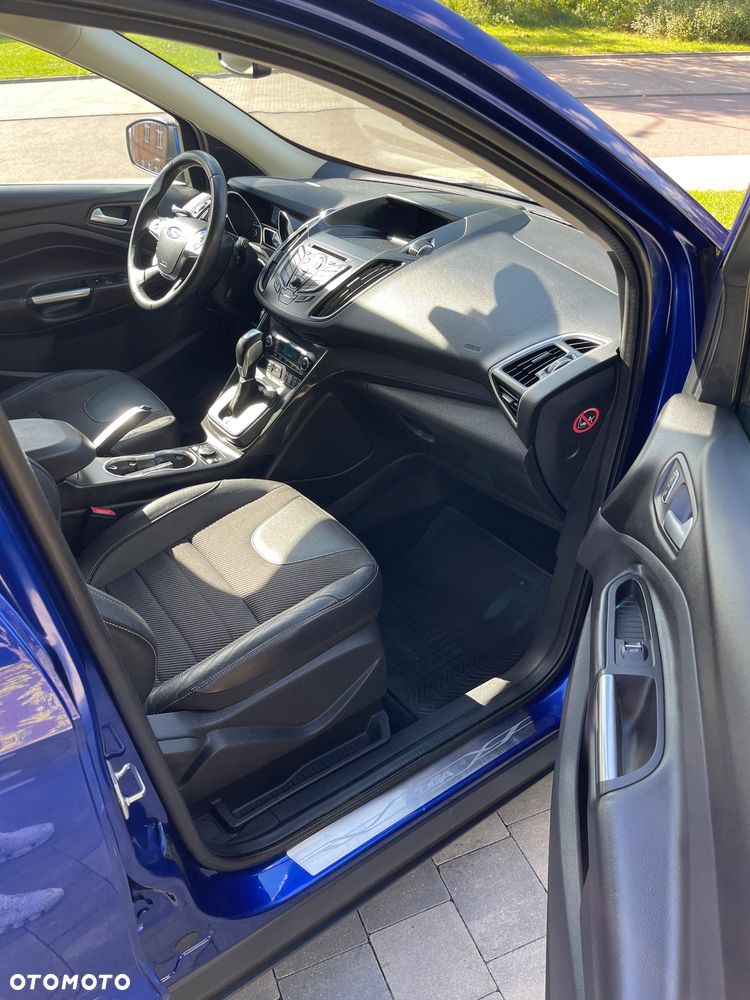 Ford Kuga 2.0 TDCi 4x4 Titanium - 11