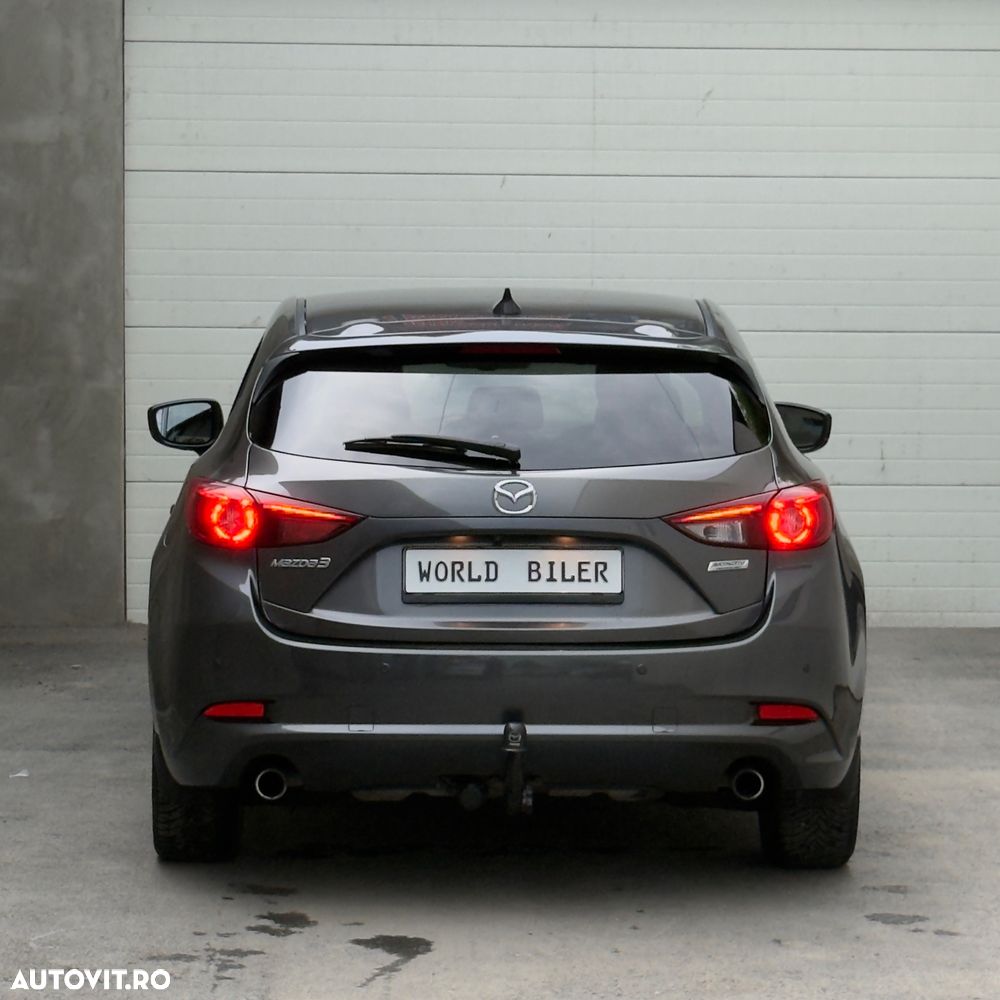 Mazda 3 G120 Revolution - 8