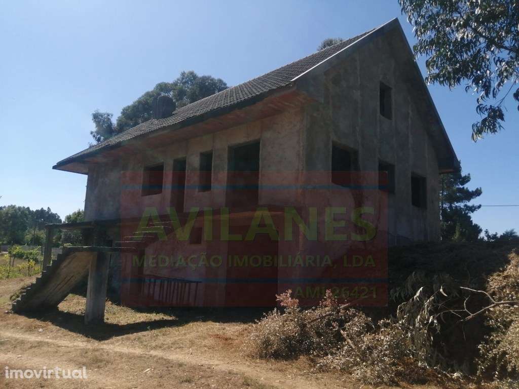 MORADIA EM FASE PEDREIRO - S MIGUEL DO MATO - Grande imagem: 3/18