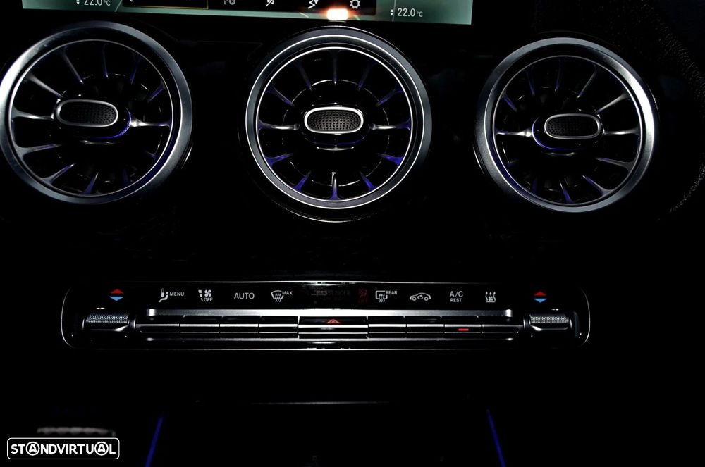 Mercedes-Benz GLA 250 e AMG Line - 20
