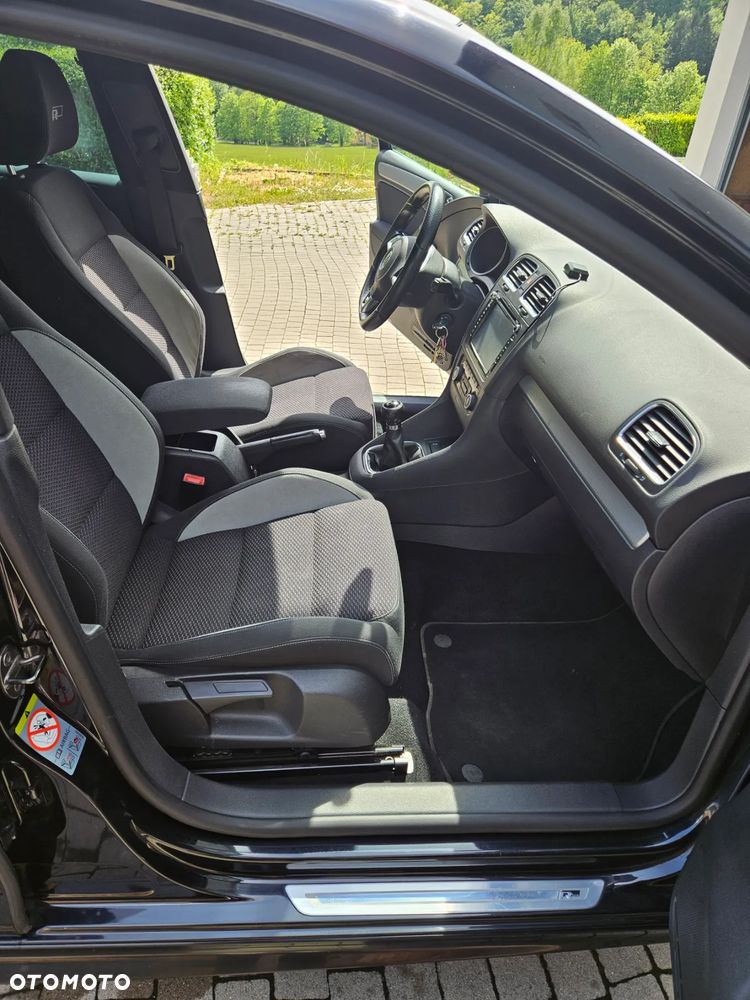 Volkswagen Golf - 14